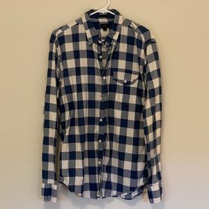 Mens J. Crew Slim cut Large